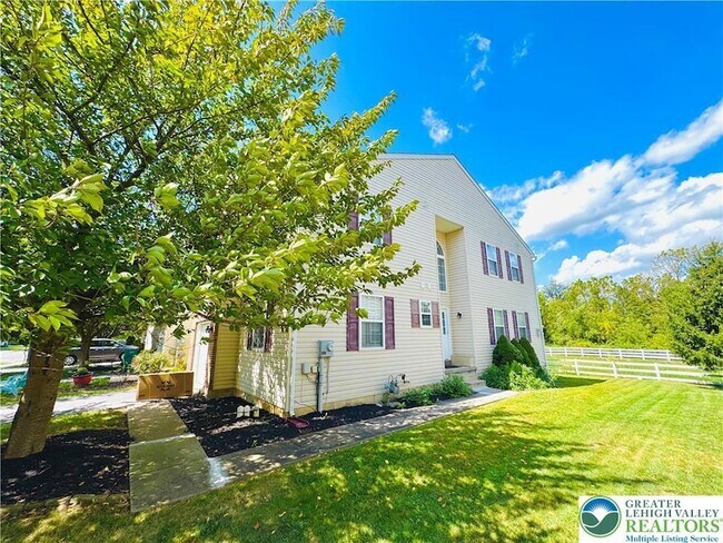 Foto del edificio - 6945 Hunt Dr