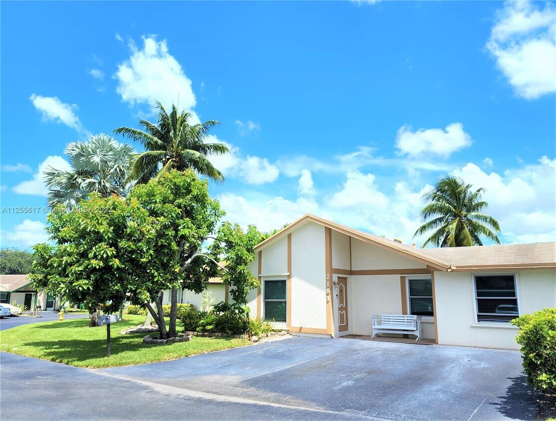 7181 SW 22nd St 7181 Davie Fl 33317 House Rental in Davie, FL