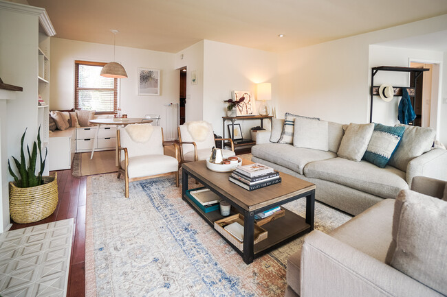Foto del edificio - 2027 N Hoover St