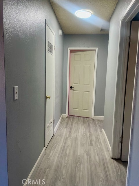 Building Photo - 16535 Pine St