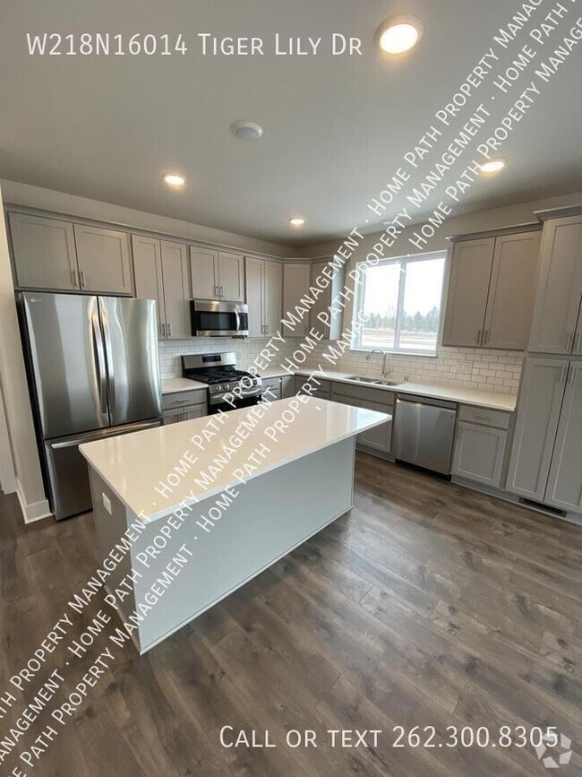 Building Photo - W218N16014 Tiger Lily Dr