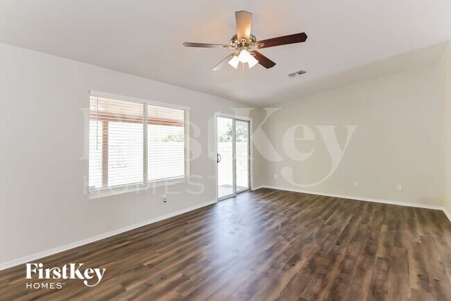 Building Photo - 4099 S Apache Well Dr