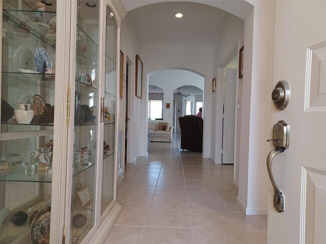 Building Photo - 12752 Coral Lakes Dr