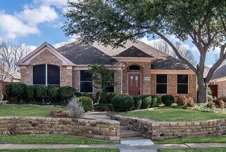 Building Photo - 10212 Waters Dr