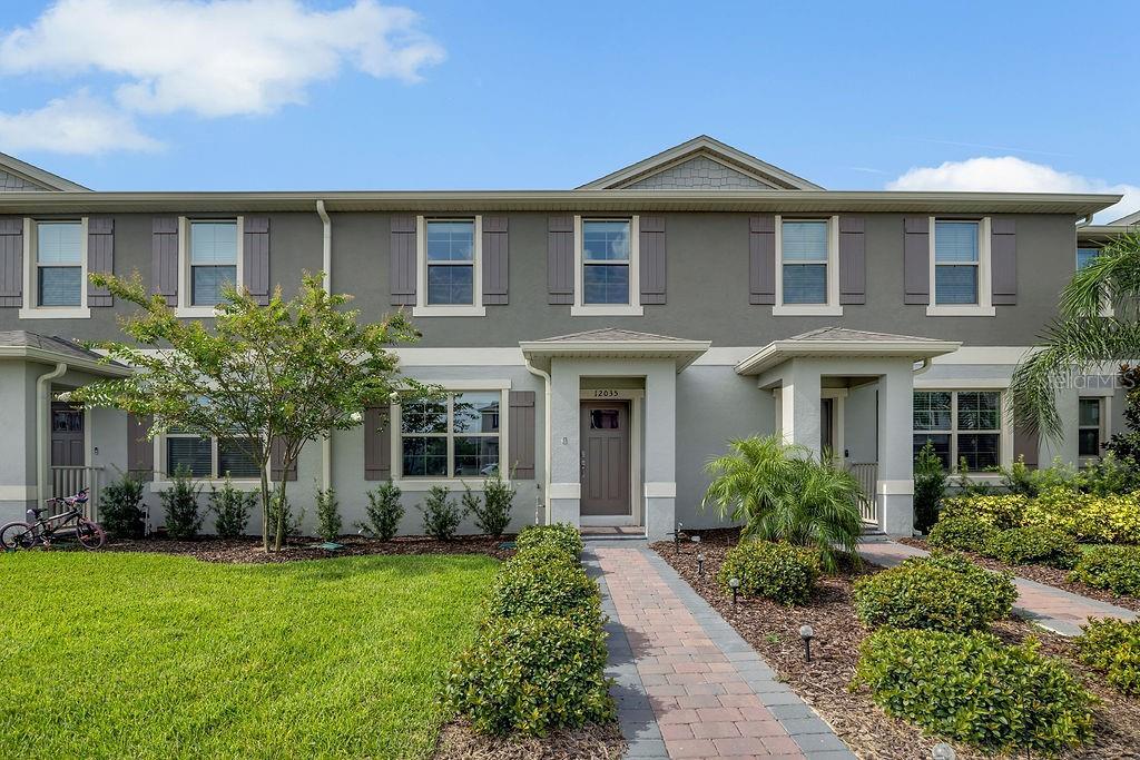 Foto principal - 12035 Holystone St