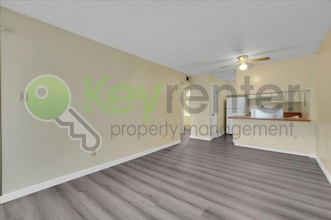 Building Photo - 2515 H St