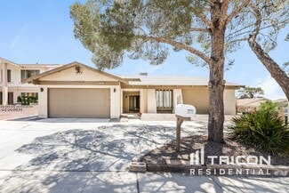 Building Photo - 5262 Willowhaven Ave