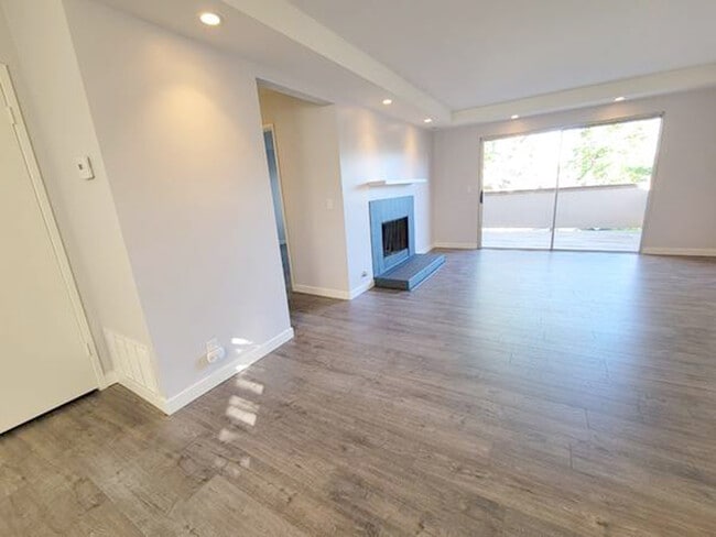 Habitación familiar grande - 6530 College Grove Dr