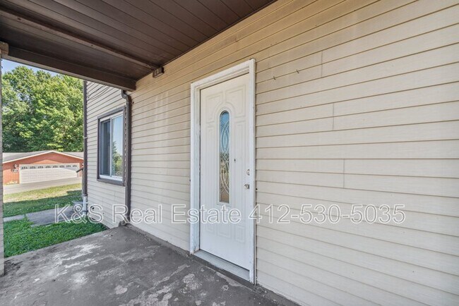 Foto del edificio - 16 Eggers Ave