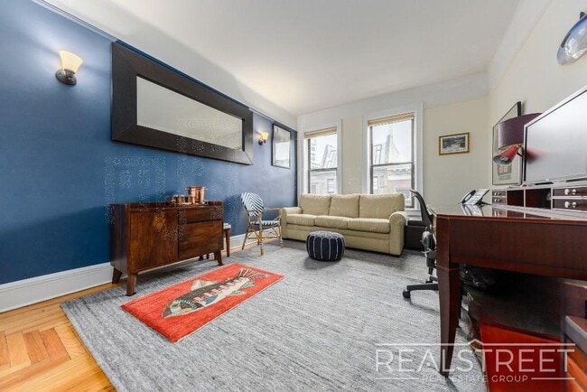Foto del edificio - 2 Bed In Prime Brooklyn Heights