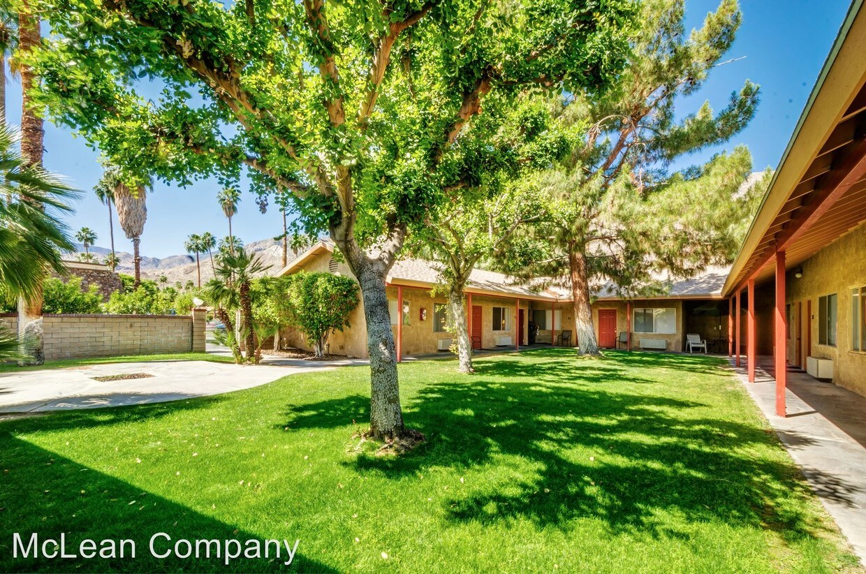 Foto principal - 350 E Palm Canyon Dr