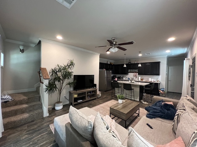 Foto del edificio - 710 Vassar Ct