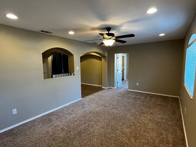 Foto del edificio - Wonderful Home Available Now!