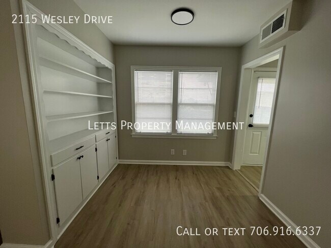 Foto del edificio - Adorable Renovated 3 Bedroom 2 Bath Home f...