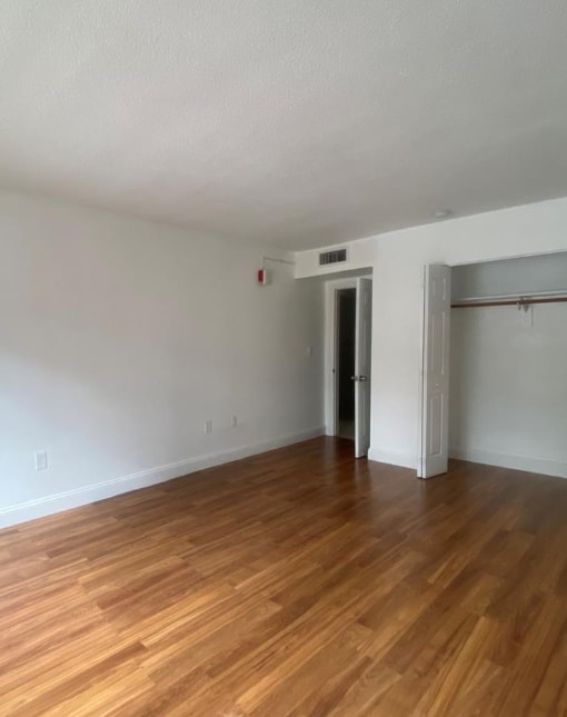 Building Photo - 13920 Lake Placid Ct