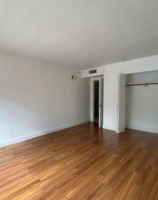 Foto del edificio - 13920 Lake Placid Ct