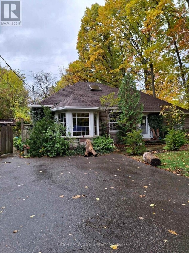 Primary Photo - 60 Harborn Rd