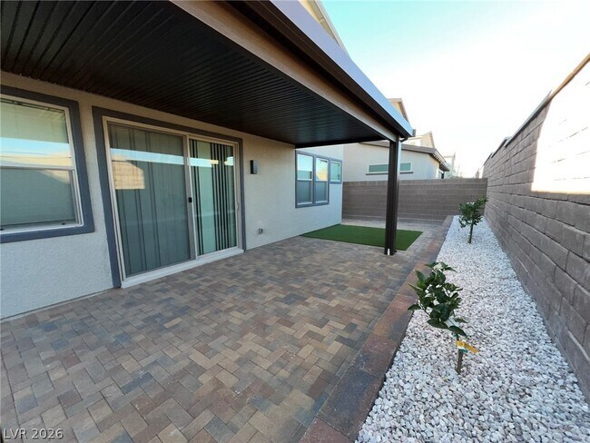 Foto del edificio - 612 Emerson Creek Ct