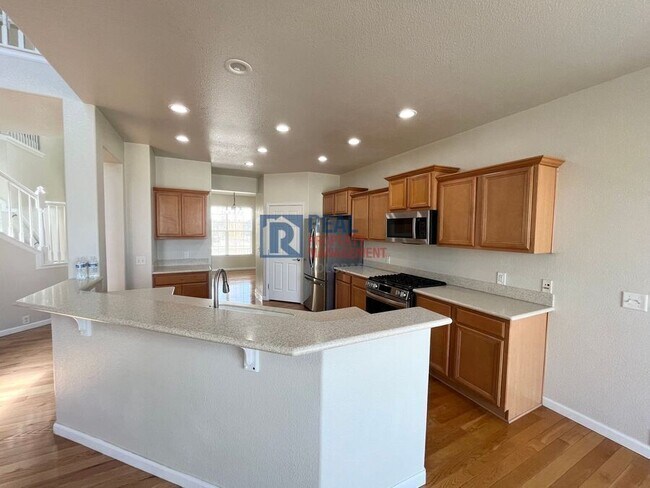 Building Photo - 3601 Vestal Loop