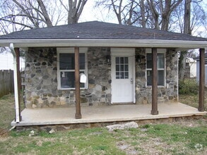 Building Photo - 1505 Neal St