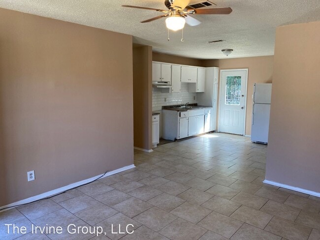 Building Photo - 3 br, 1 bath House - 3560 Manley Drive