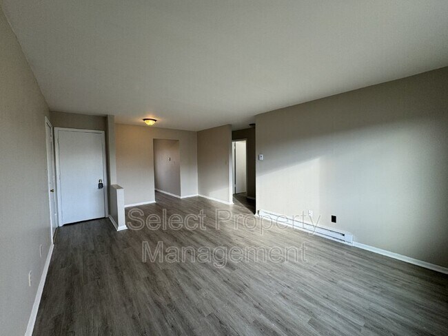 Building Photo - 6315 Nina Dr