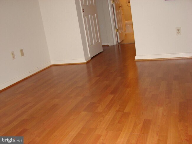 Foto del edificio - 127 Timberbrook Ln