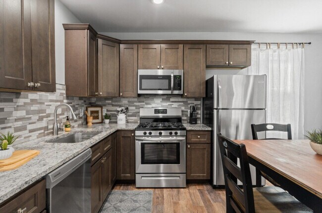 Foto del edificio - 346 Admiral St