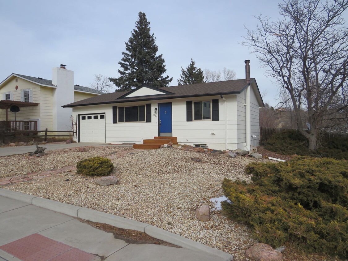 Primary Photo - Updated 3-Bedroom Home on the West Side