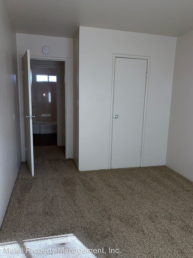 617 Tully Rd, Modesto, CA 95350 Room for Rent in Modesto, CA