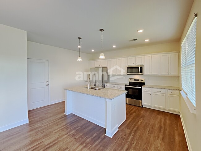 Building Photo - 2487 Napa Valley Dr