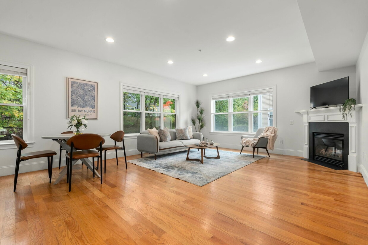 Photo - 865 Lagrange St (Boston, MA)