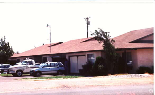 Foto del edificio - 12525 Kiowa Rd