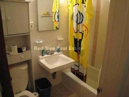 Building Photo - 160 N Beacon St