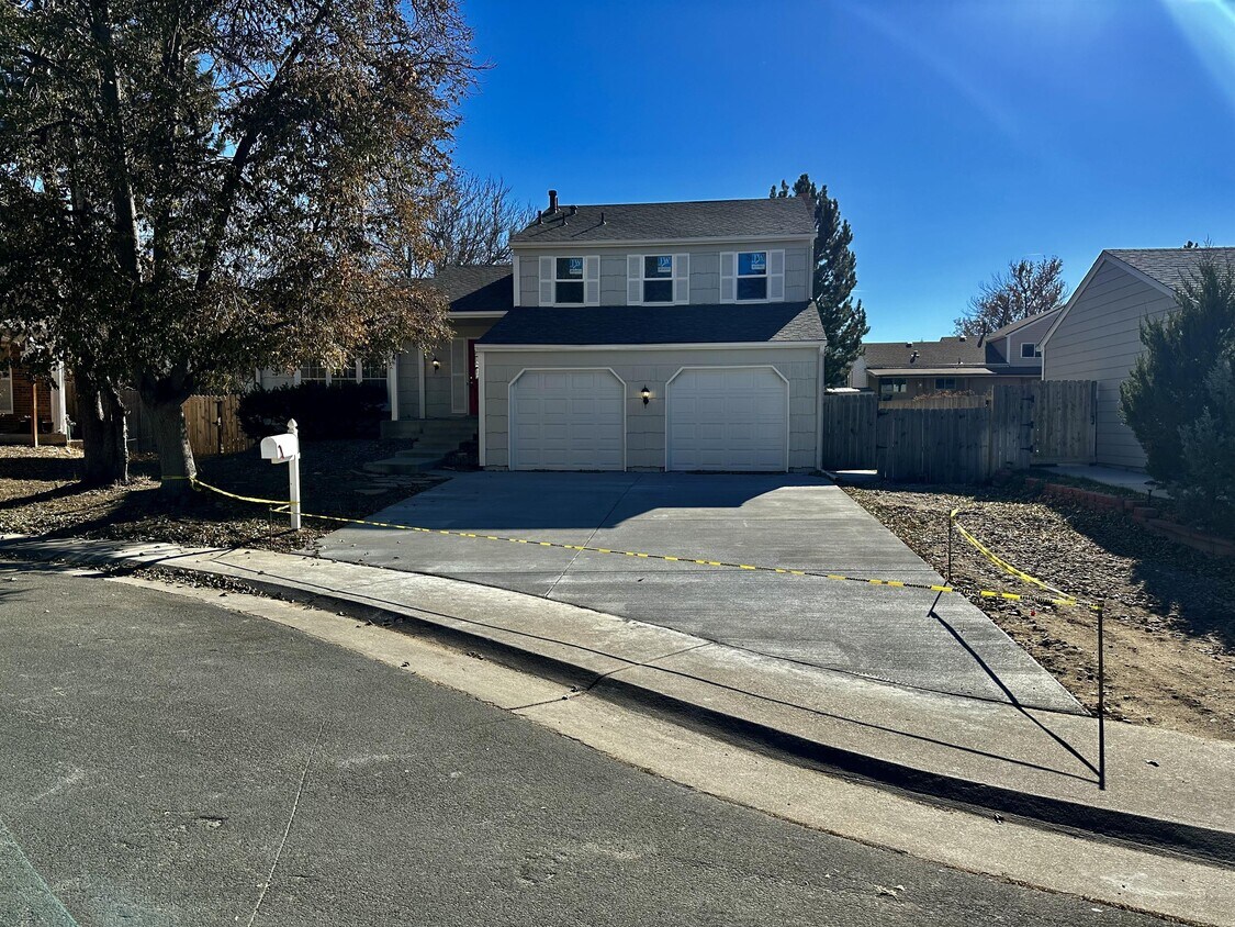 Primary Photo - 13174 E Florida Pl