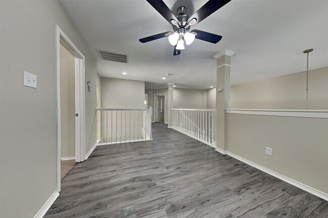 Foto del edificio - 5322 Willow Knoll Ct