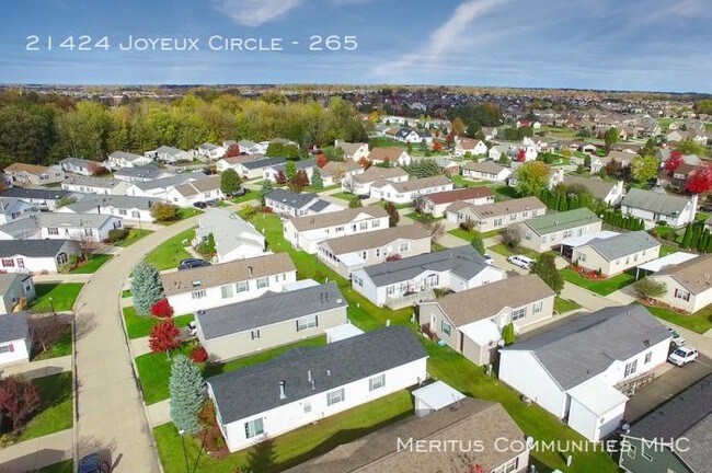Building Photo - 3 bedroom in Macomb MI 48044