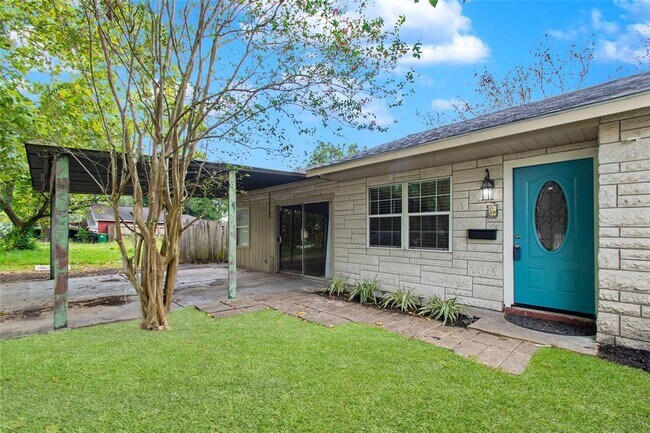 Foto del edificio - 1231 Hartwick Rd