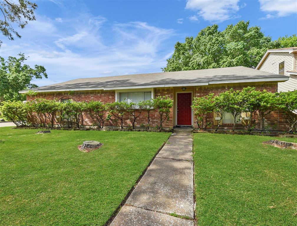 Primary Photo - 17022 Bougainvilla Ln