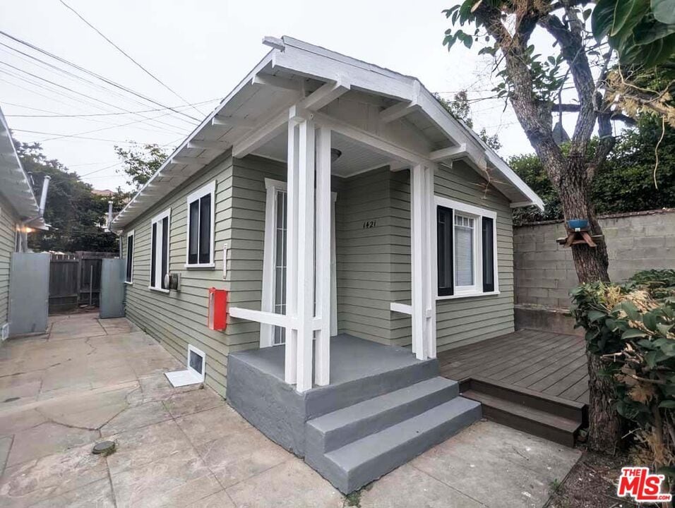 Primary Photo - 1421 Kellam Ave