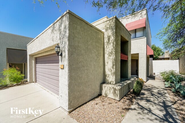 Building Photo - 5573 N Mica Mountain Dr