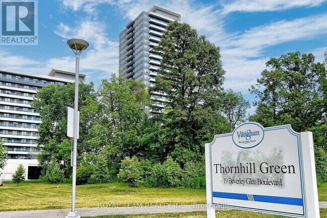 Photo du bâtiment - 7-1107 N Park Rd