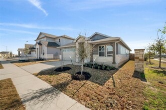 Building Photo - 2805 Moyer Ln