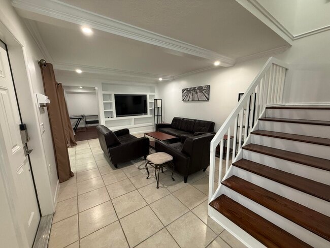 Foto del edificio - 2410 24th Ln