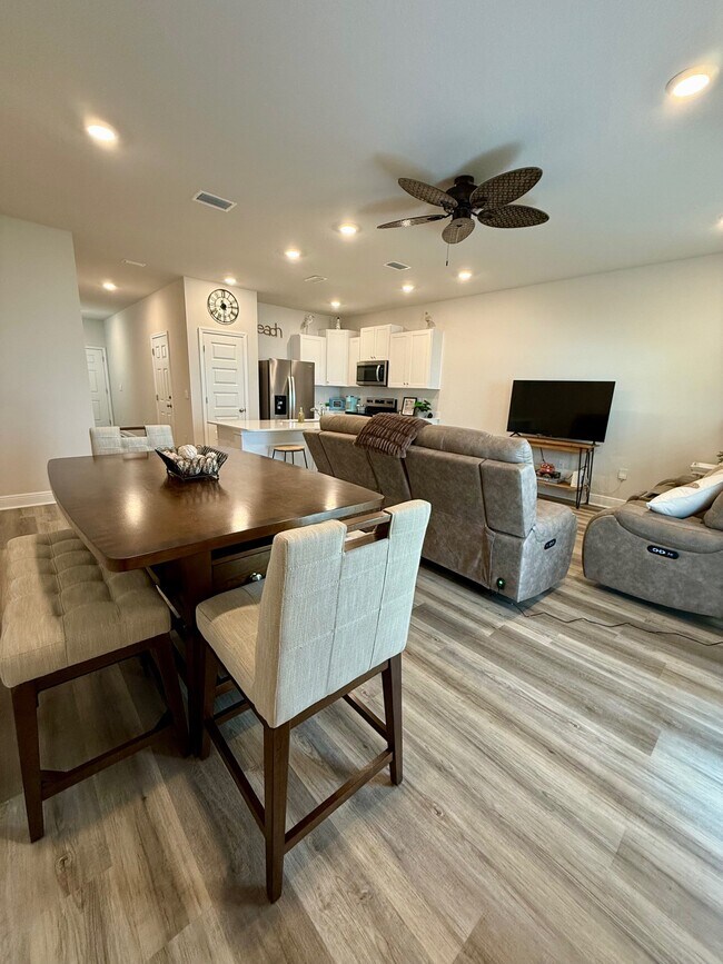 Foto del edificio - 5676 Sandy Walk St