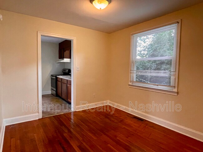 Foto del edificio - 1003 39th Ave N