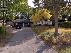 Building Photo - 161 Henderson Ave