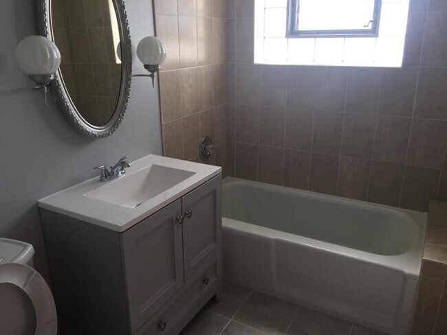 Foto del edificio - 203040 W Walnut Ct