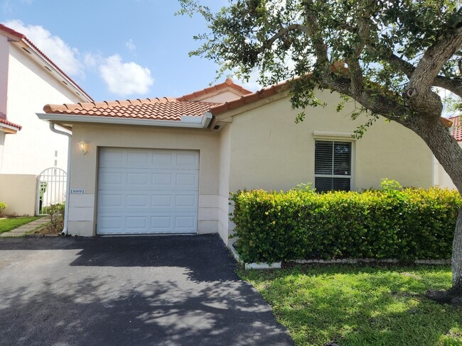 Photo - 18891 NW 19th St (Pembroke Pines, FL) House