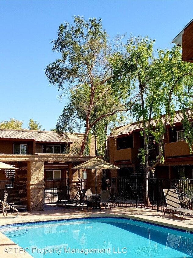 Foto principal - 1022 E Narramore Ave